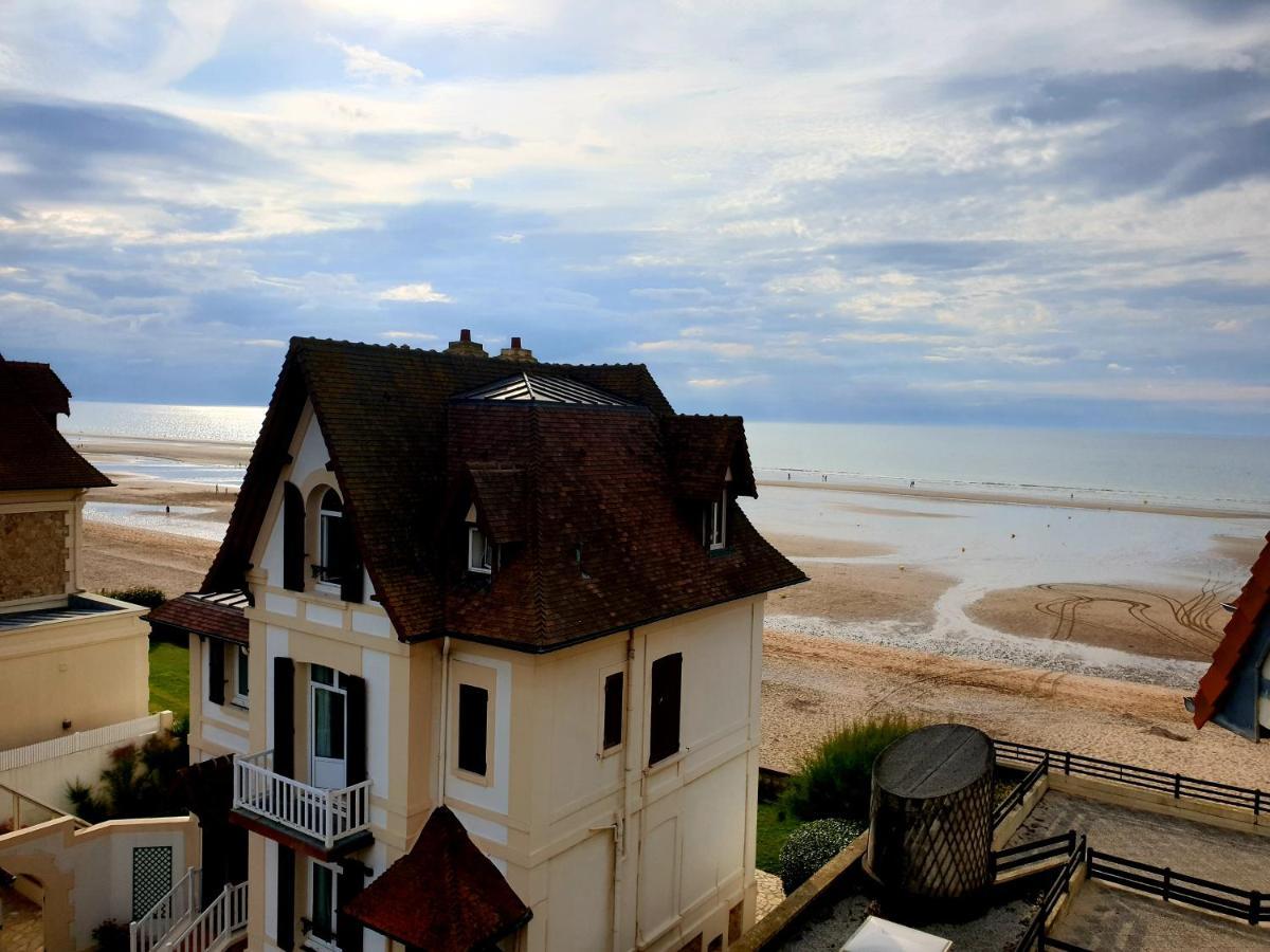 M2M Studio Magnifique Vue Mer - Avec Balcon - Les Pieds Dans L Eau! Blonville-sur-Mer Exterior foto