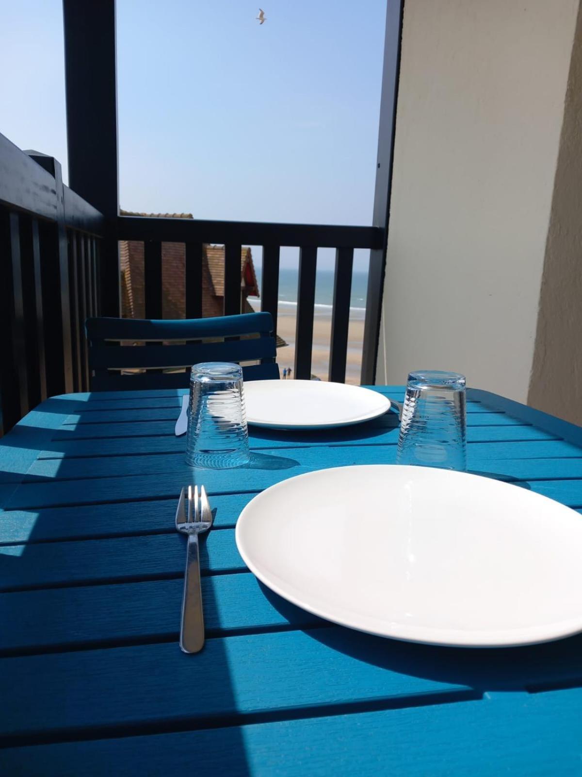 M2M Studio Magnifique Vue Mer - Avec Balcon - Les Pieds Dans L Eau! Blonville-sur-Mer Exterior foto