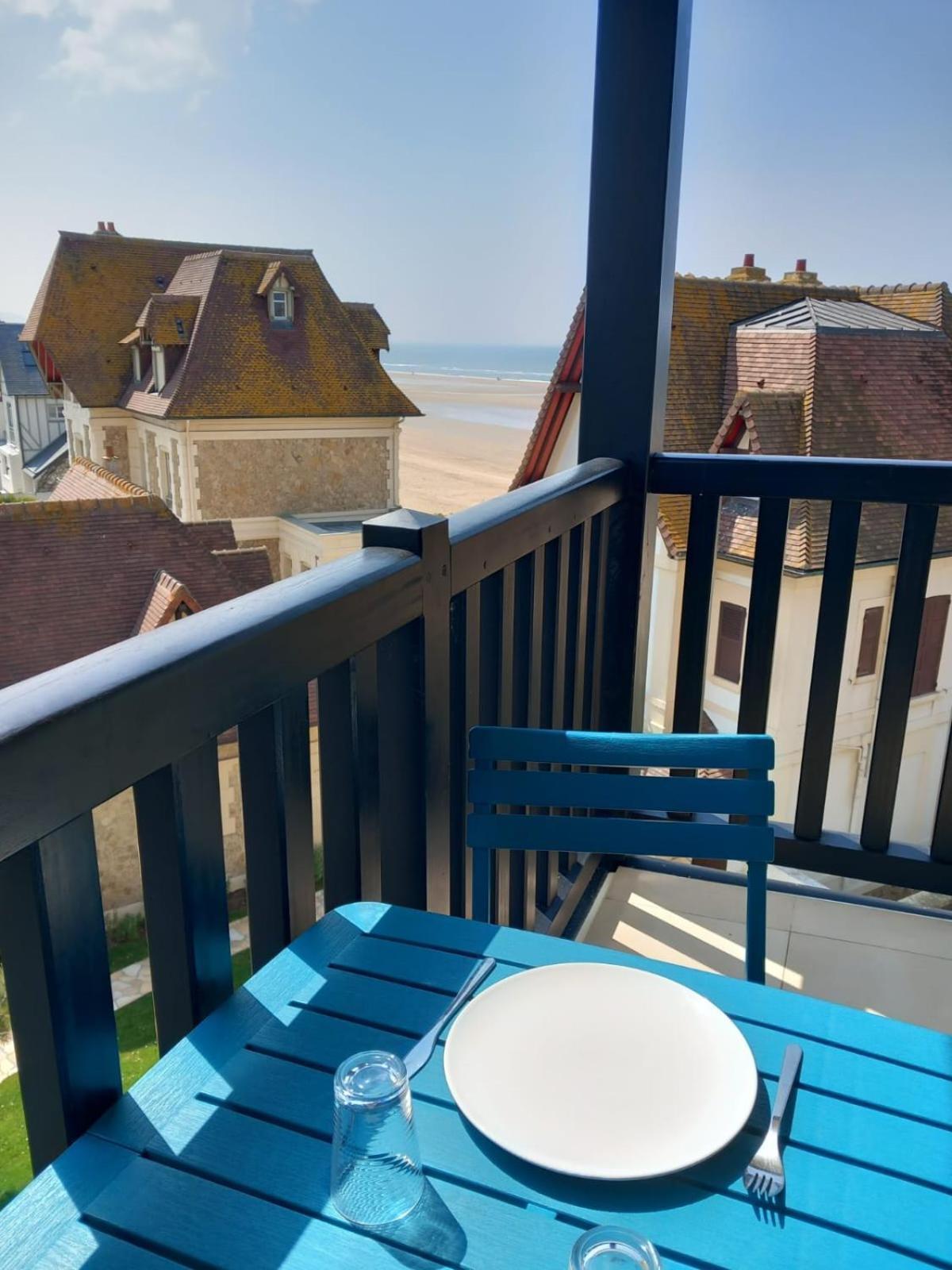 M2M Studio Magnifique Vue Mer - Avec Balcon - Les Pieds Dans L Eau! Blonville-sur-Mer Exterior foto